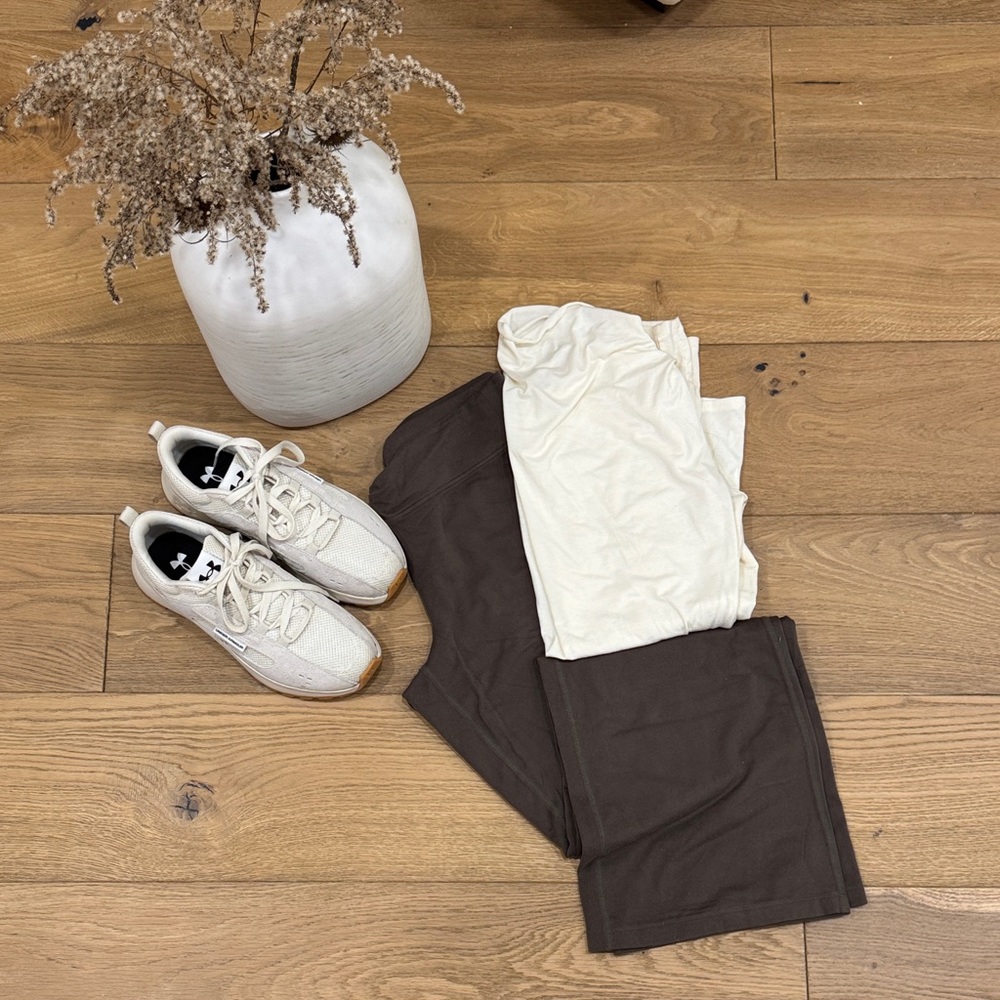 Athleta Cream Long Sleeve Top and Athleta Brown Pants